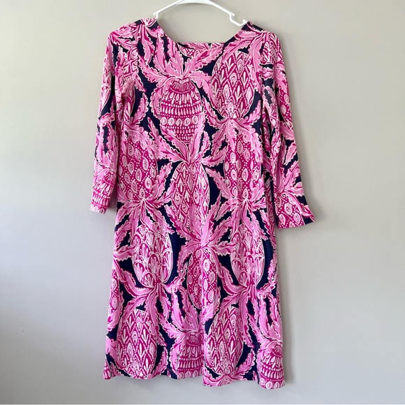 Lilly Pulitzer Ophelia Swing Dress
Coco Safari Navy Pink Pineapple - Picture 1 of 4